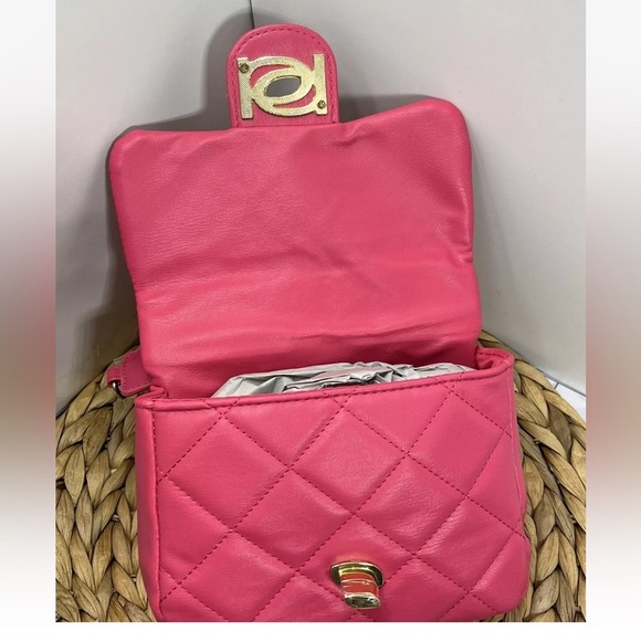 Bebe Wyatt Quilted Chain Shoulder Bag Hot Pink Y2K 90’s NWT Stylish - Picture 4 of 9